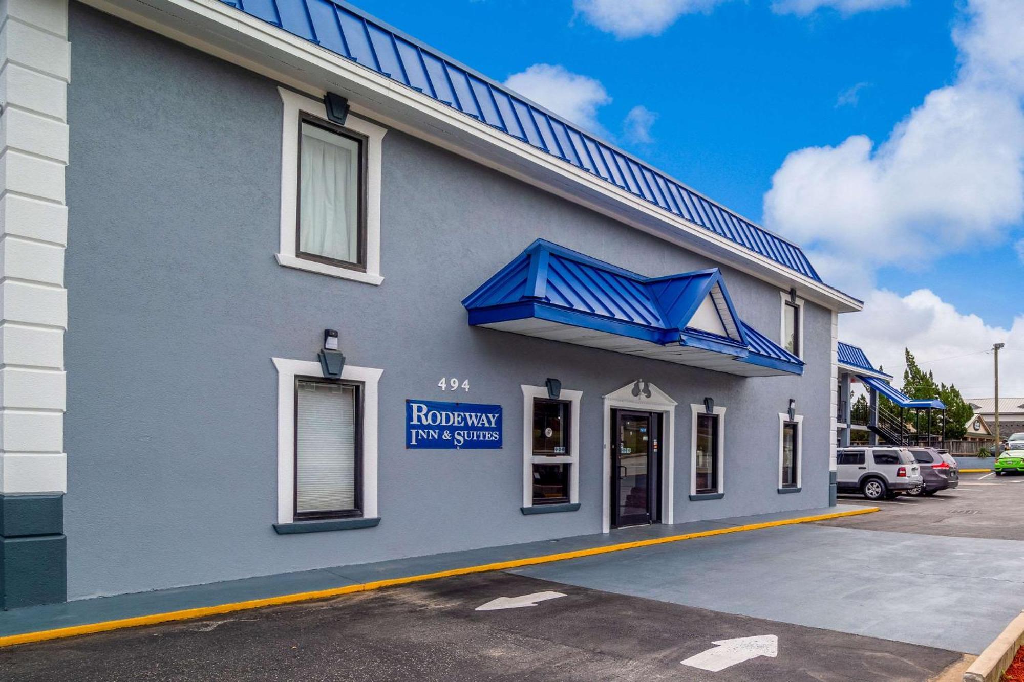 Rodeway Inn & Suites Fort Jackson Columbia Eksteriør billede